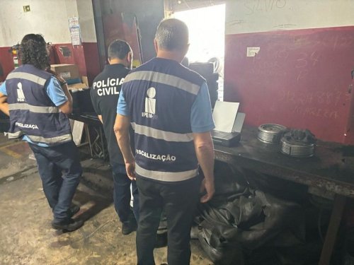 Operação do IPEM-ES interdita duas Reformadoras de Pneus irregulares